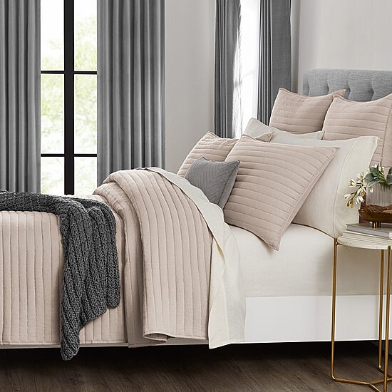 Fieldcrest Luxury Rice Stitch Quilt