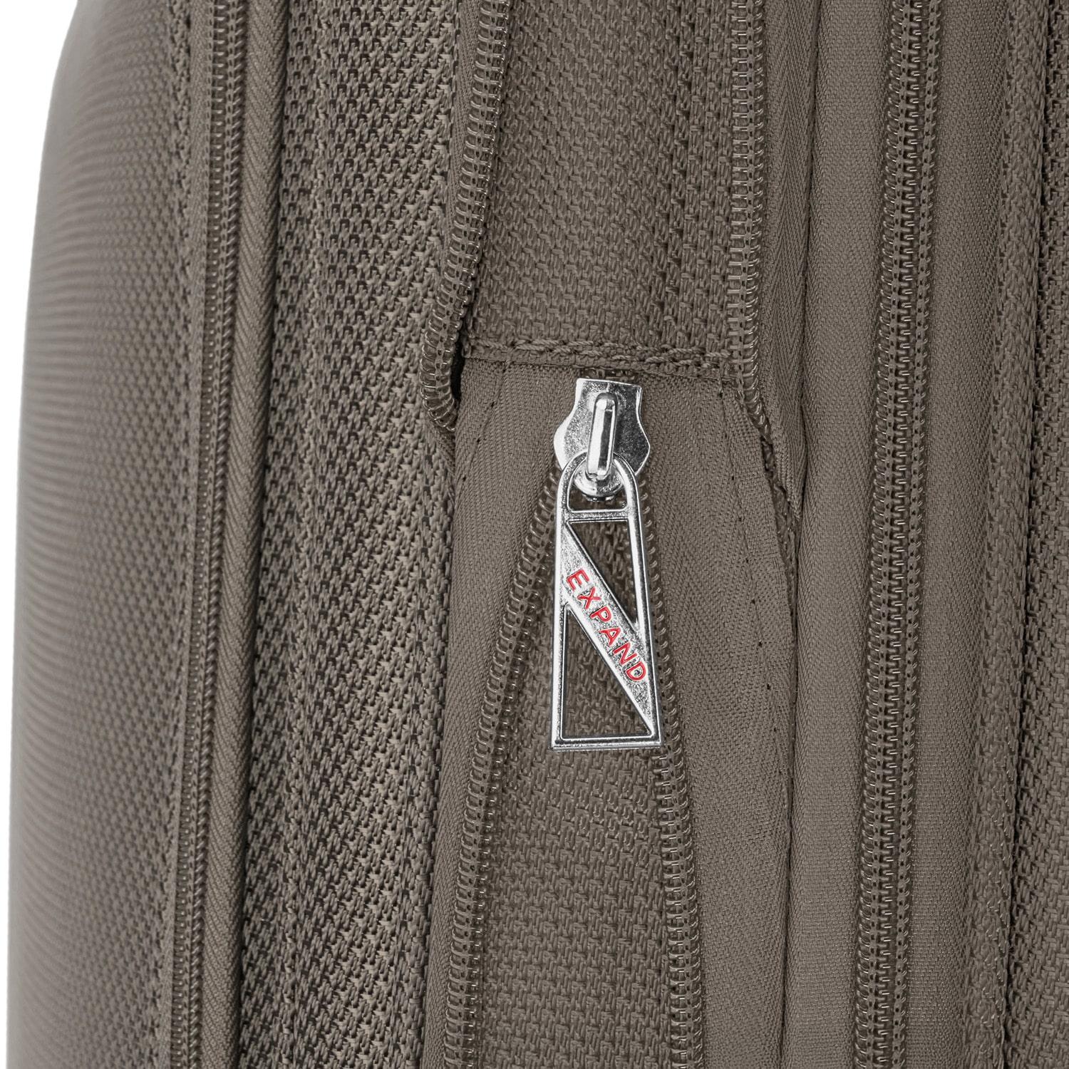 Total Travelware Charleston 20 Inch Softside Expandable Lightweight Carry-On Spinner Luggage