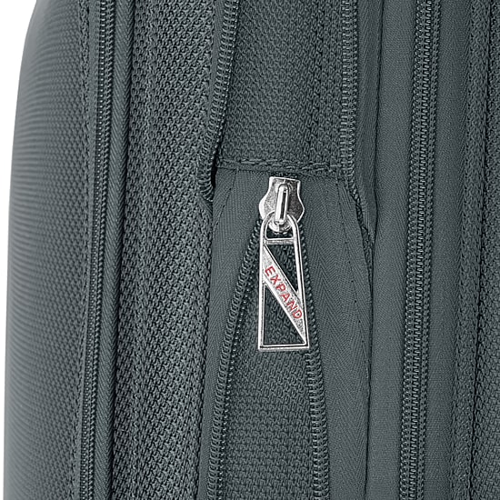 Total Travelware Charleston 20 Inch Softside Expandable Lightweight Carry-On Spinner Luggage