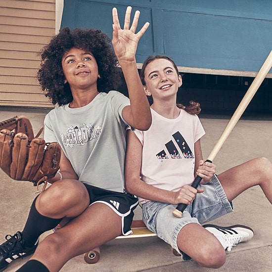 adidas Big Kid Girls Crew Neck Short Sleeve Regular Fit Graphic T-Shirt