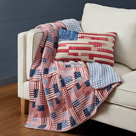 AMERICAN SPIRIT® Big Sky Reversible Coco Plush Throw