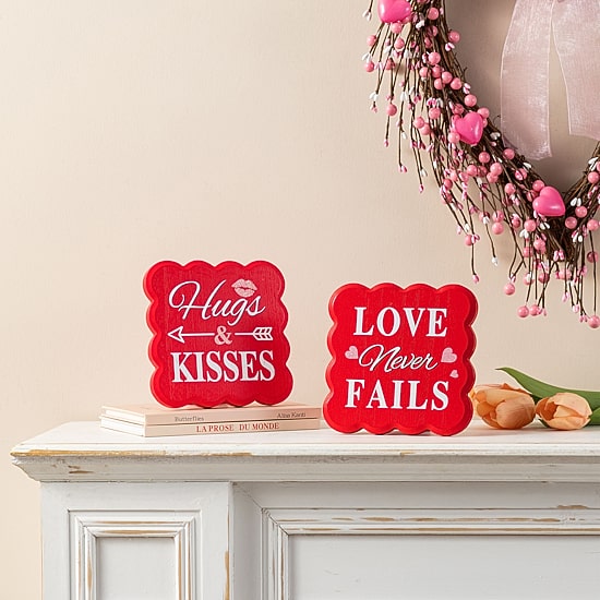 Glitzhome 6" Wooden Valentines Day Tabletop Decor