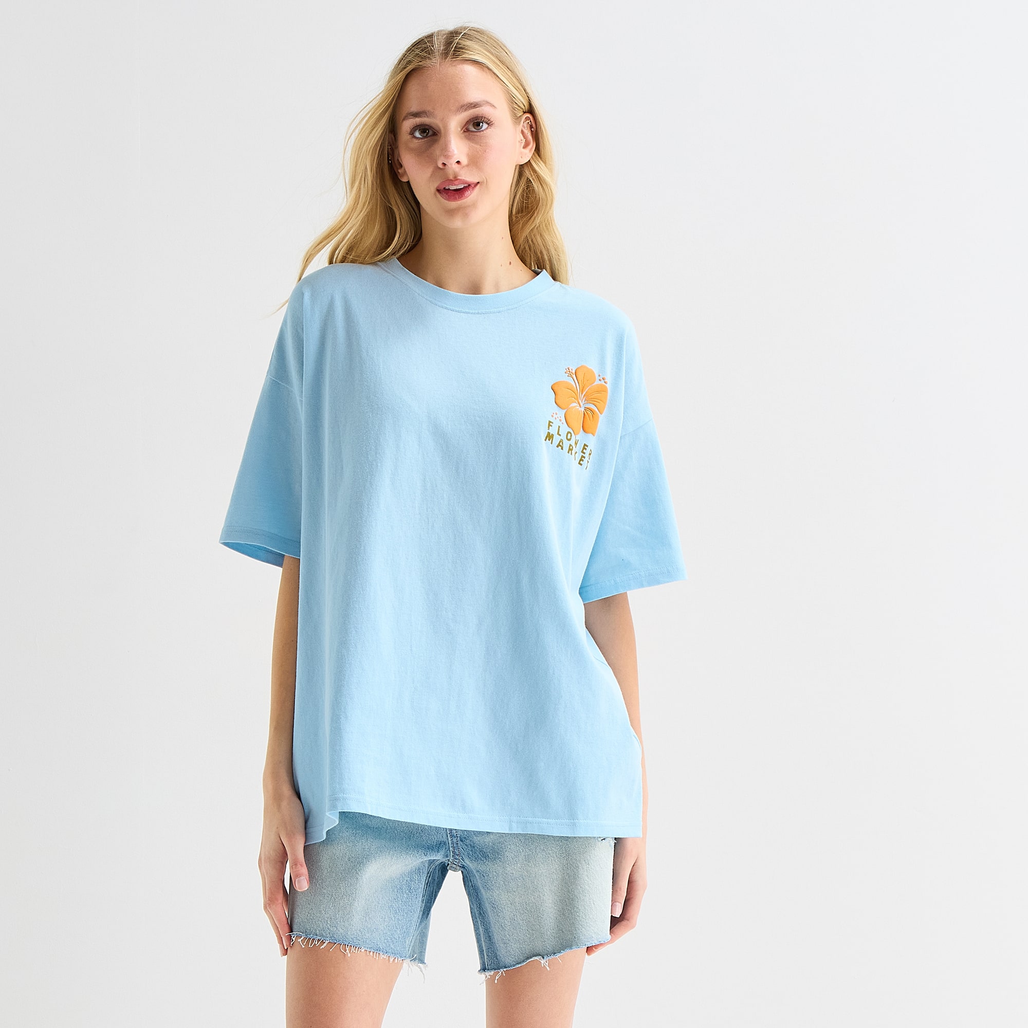 California Flower Market Oversized Tee Womens Juniors Crew Neck Short Sleeve Regular Fit Graphic T-Shirt