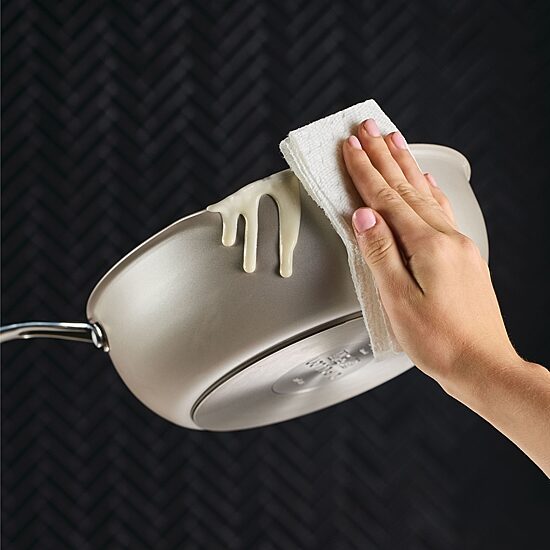 Circulon 9.5" Infinity Pan with Scratch Defense  Lid and Tool Holder
