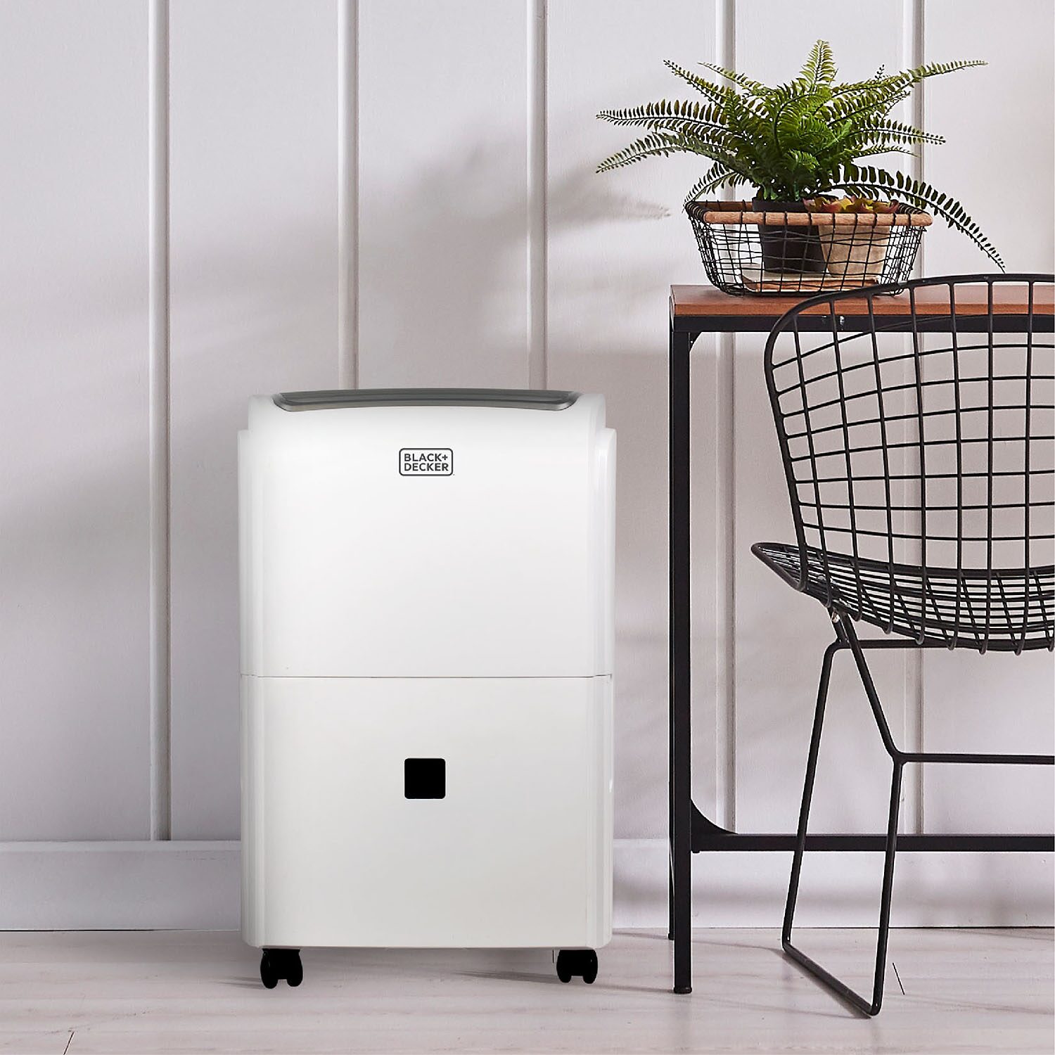 Black+Decker 20-Pint Portable Dehumidifier, BDT20WTB