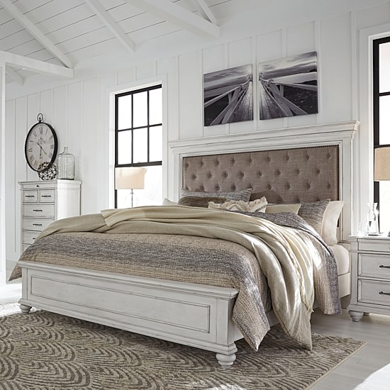Signature Design by Ashley® Kaelyn Upholstered Panel Bed