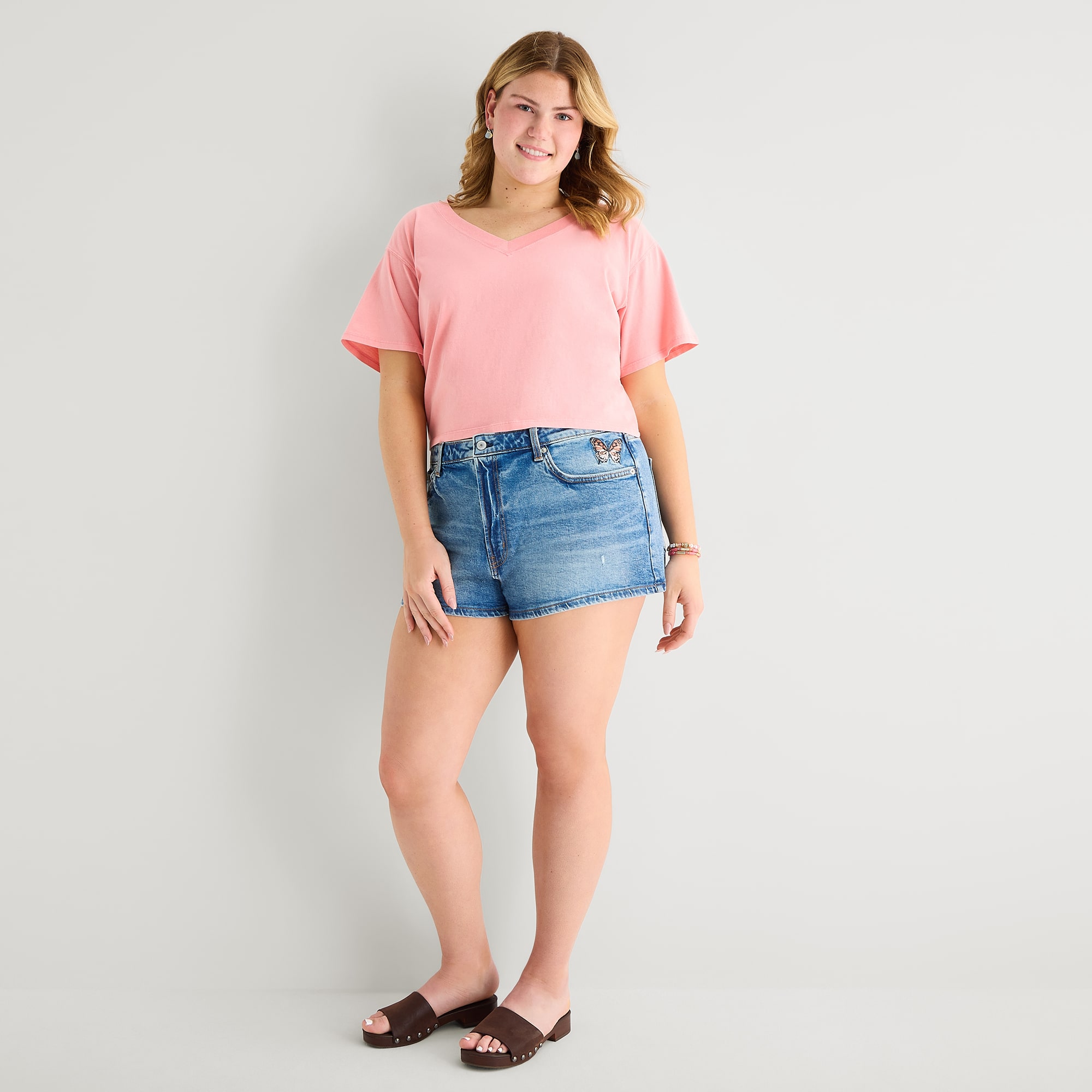 Arizona Womens 2 1/2" High Rise Juniors Plus Denim Short