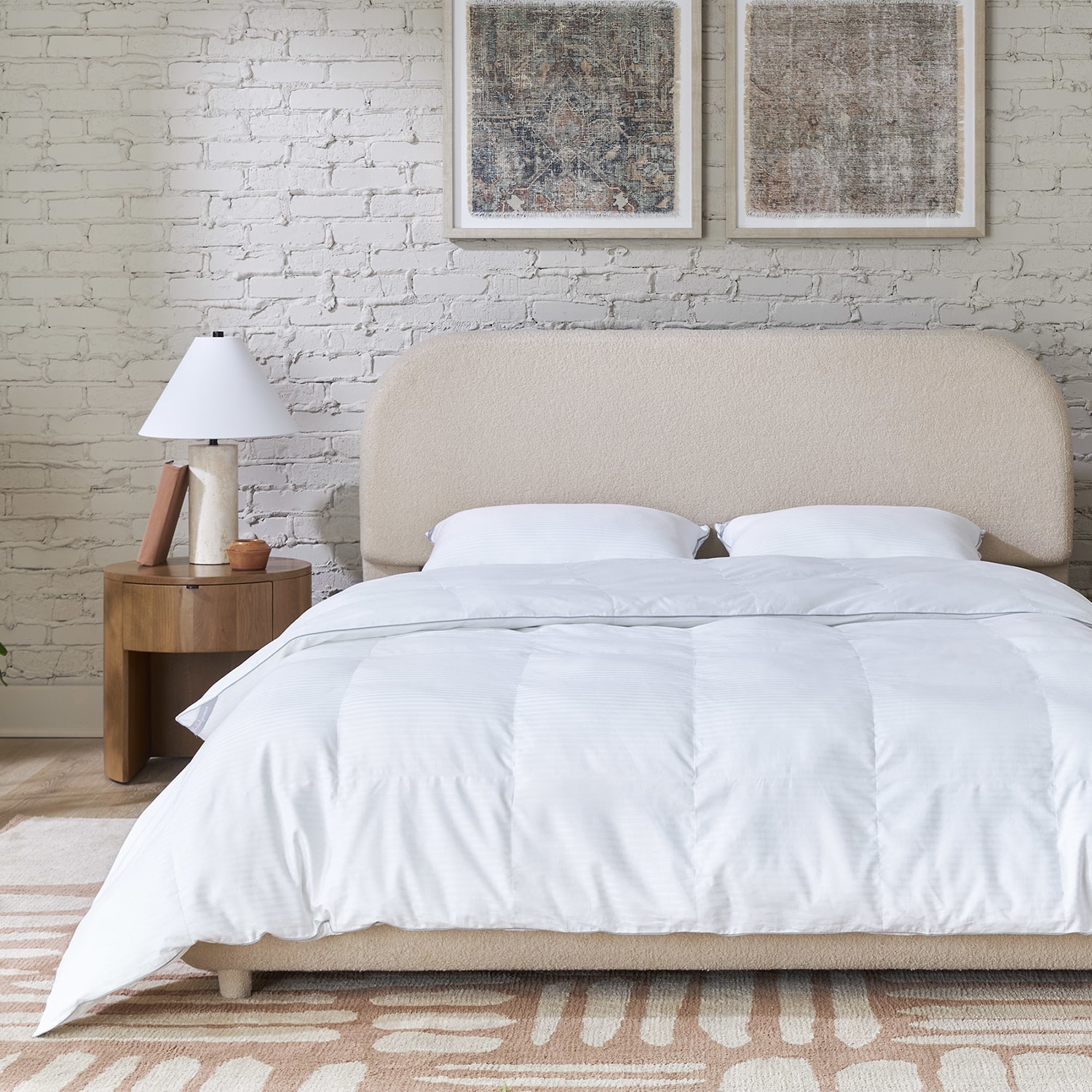 Indulgence Down Alternative Midweight Comforter