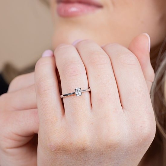 (G / Si2) Womens 1/2 CT. Lab Grown White Diamond 10K Gold Solitaire Engagement Ring