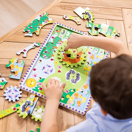 Melissa & Doug Animal Chase I-Spy Wooden Gear 24-pc. Puzzle