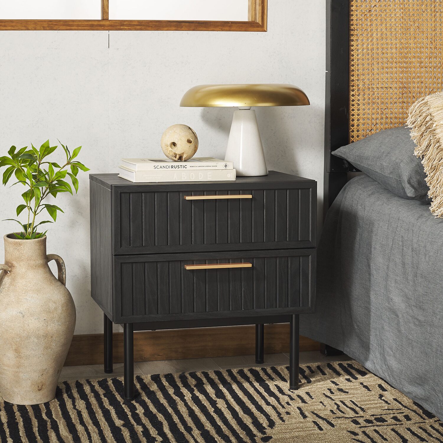 Safavieh Axelle 2-Drawer Nightstand