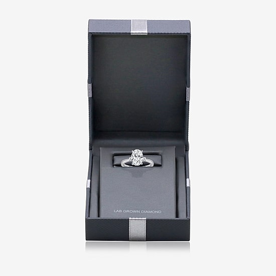 (I / Si2) Womens 2 1/10 CT. T.W. Lab Grown White Diamond 10K Gold Round 3-Stone Engagement Ring