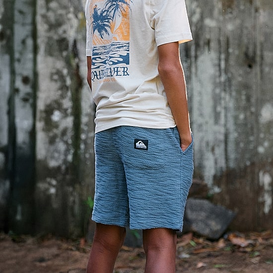 Quiksilver Big Kid Boys Crew Neck Short Sleeve Regular Fit Graphic T-Shirt