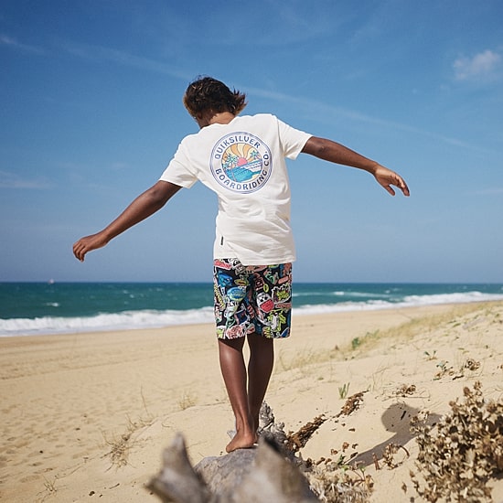 Quiksilver Big Kid Boys Crew Neck Short Sleeve Regular Fit Graphic T-Shirt