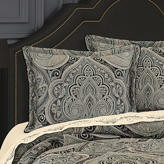 Queen Street Viccorino 4-pc. Damask + Scroll Midweight Comforter Set