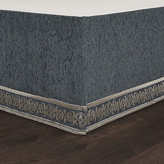 Queen Street Ashley 4-pc. Damask + Scroll Midweight Comforter Set