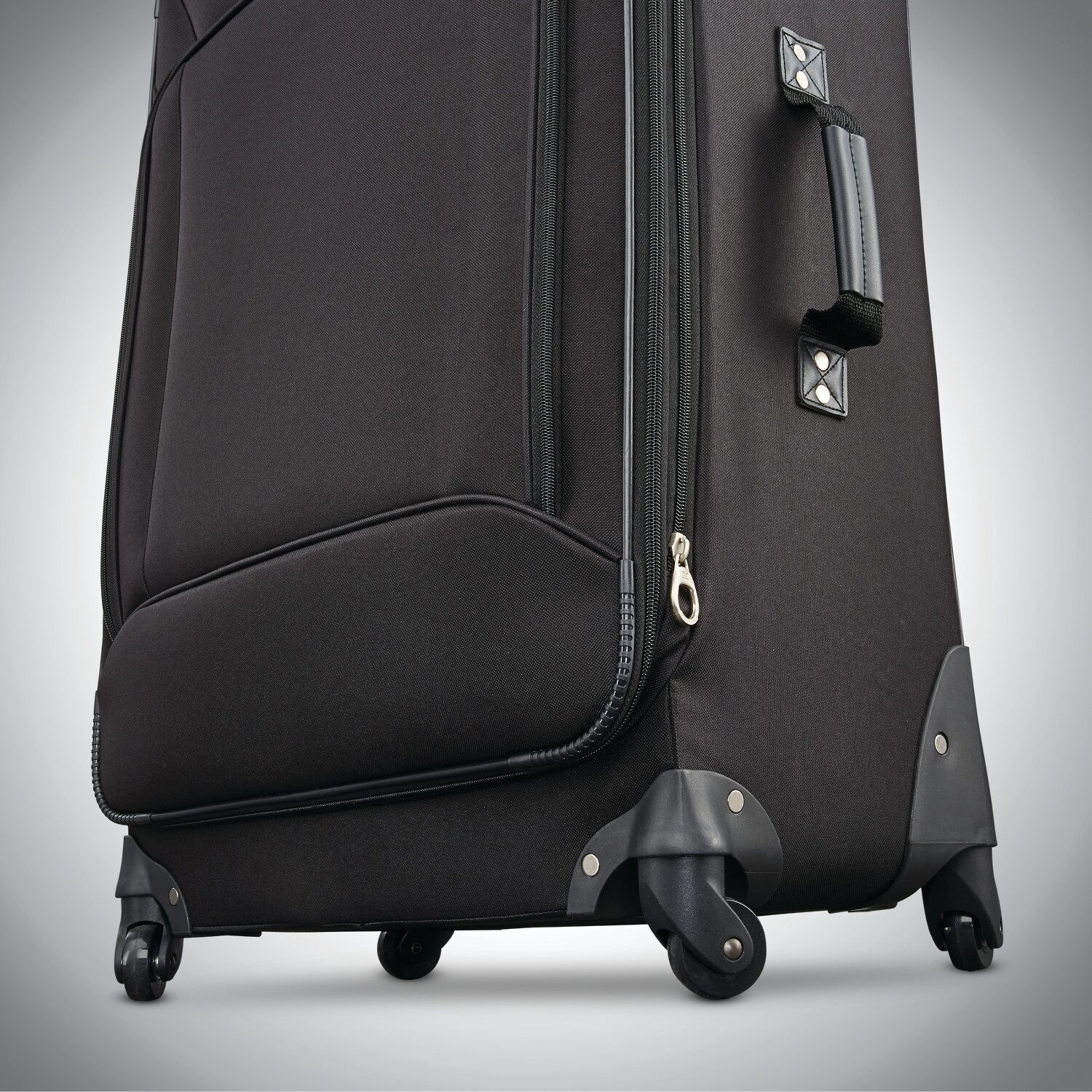 American Tourister Fieldbrook XLT -pc. Lightweight Softside Luggage Set
