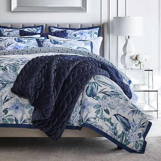 Liz Claiborne Eloise 3-pc. Comforter Set