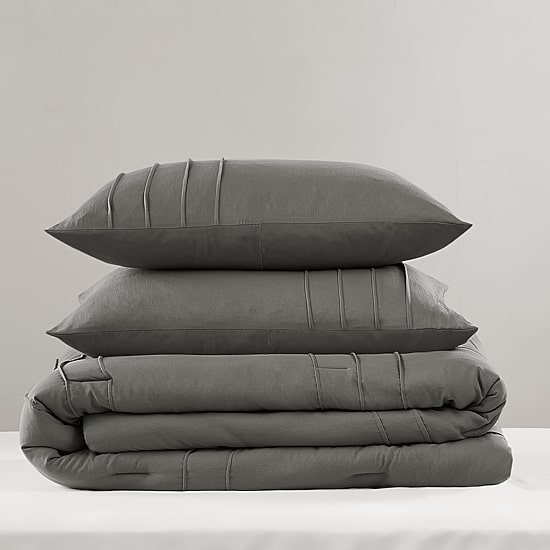 510 Design Porter Soft Wash Pleated Midweight Comforter Set