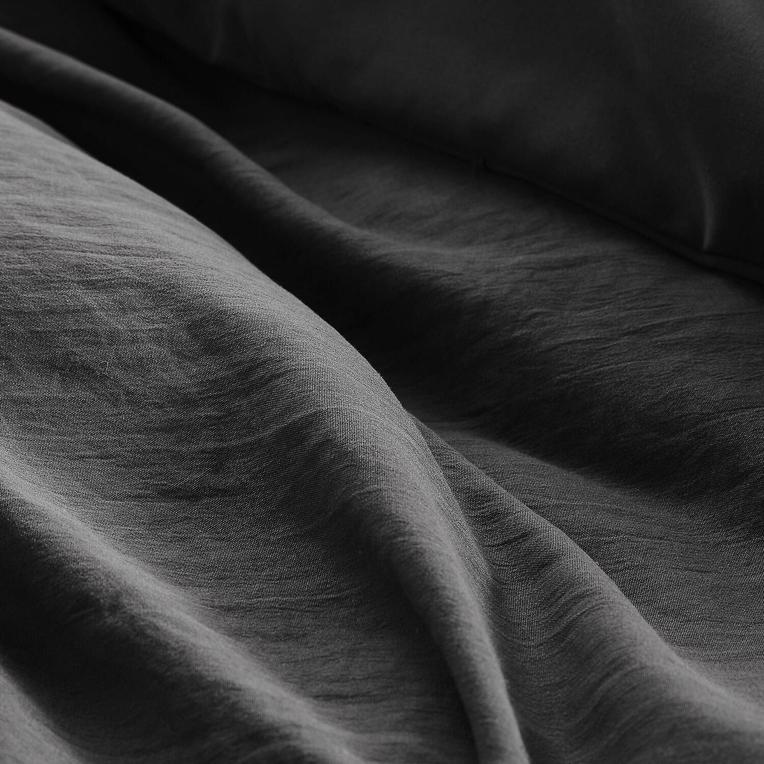 510 Design Porter Soft Wash Pleated Midweight Comforter Set