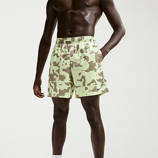 Nike Mens 7" Mid Rise Quick Dry Workout Shorts
