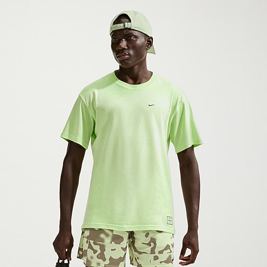Nike Mens 7" Mid Rise Quick Dry Workout Shorts