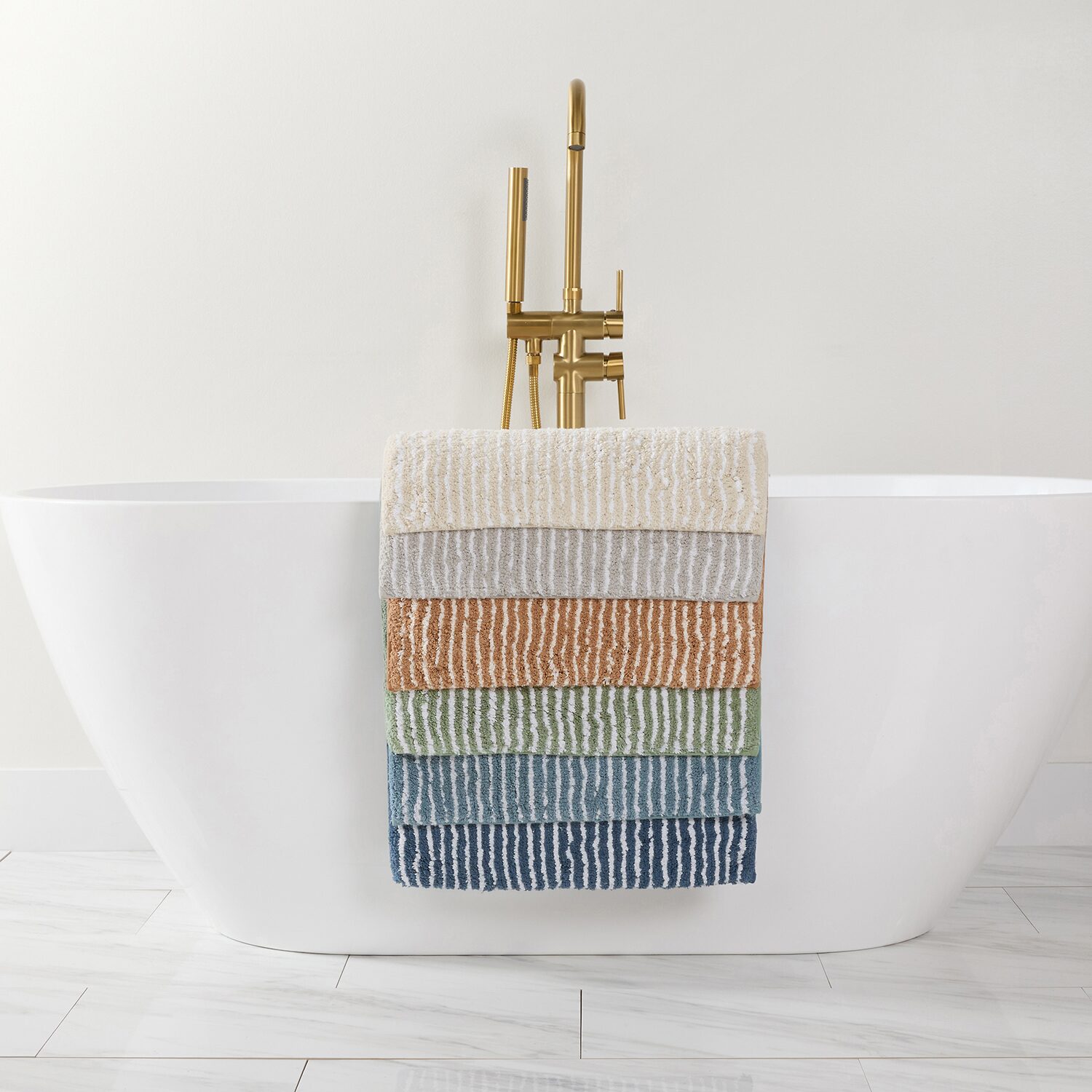 Casual Comfort Pinstripe Cotton Bath Mat