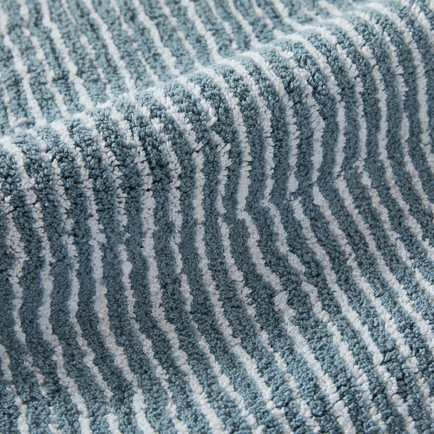 Casual Comfort Pinstripe Cotton Bath Mat