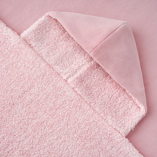 Bearpaw Midweight Wearable Blanket