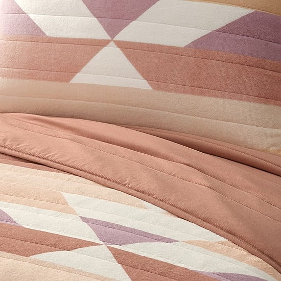 Bearpaw Connor Coco Flannel Reversible Quilt Set