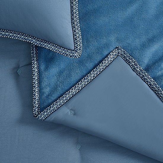Bearpaw Layton  Plush Reversible Comforter Set