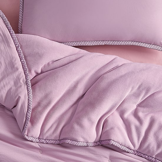 Bearpaw Layton  Plush Reversible Comforter Set
