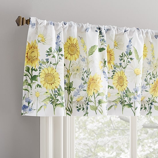 No 918 Spring Meadow Rod Pocket Tailored Valance