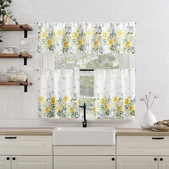No 918 Spring Meadow Rod Pocket Tailored Valance