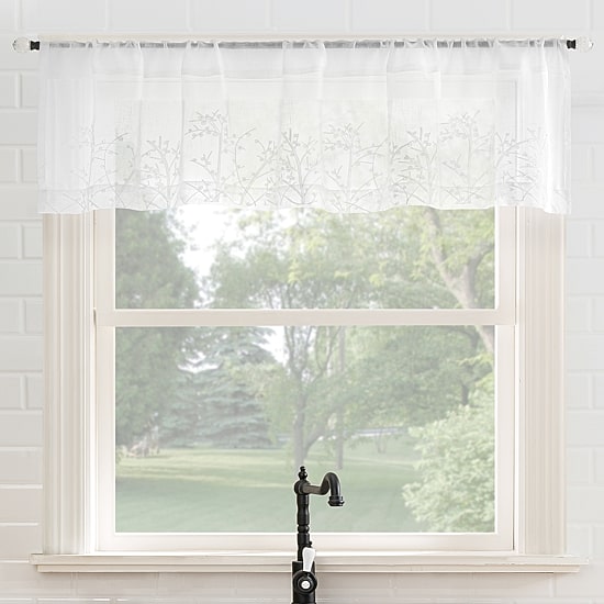 No 918 Eleanora Rod Pocket Tailored Valance