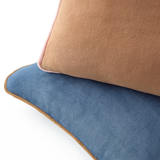 Bearpaw Blair 20x20 Square Throw Pillow