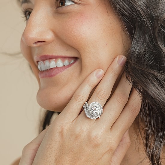 (F / Vs2) Womens 5 CT. T.W. Lab Grown White Diamond 10K Gold Halo Side Stone Cocktail Ring