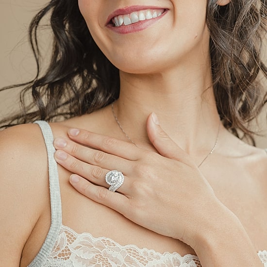 (F / Vs2) Womens 5 CT. T.W. Lab Grown White Diamond 10K Gold Halo Side Stone Cocktail Ring