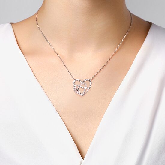 Diamonart Womens White Cubic Zirconia Sterling Silver Heart 18 Inch Pendant Necklace