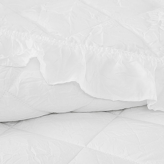 Truly Soft Crinkle Ruffle Easy Care Quilt Set