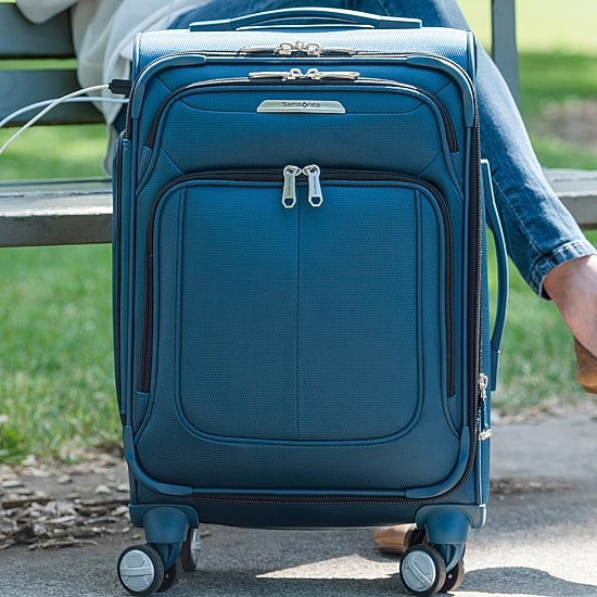 Samsonite Solyte Dlx 20 Inch Softside Expandable Lightweight Carry-On Spinner Luggage