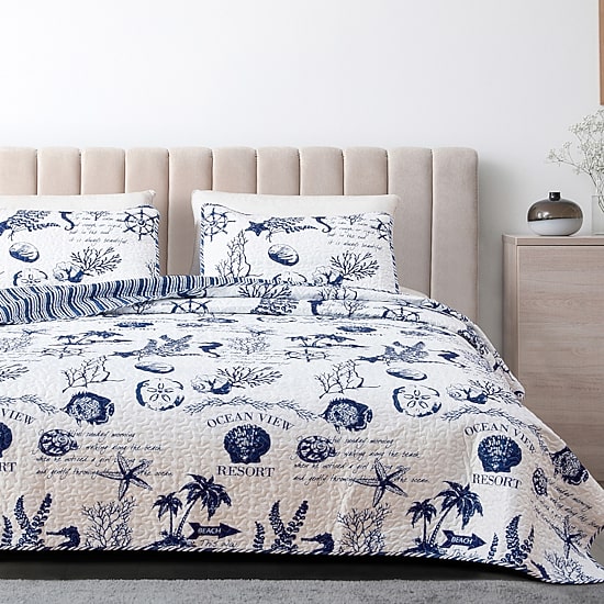 Linery Nautical Pattern REVERSIBLE Quilt Set