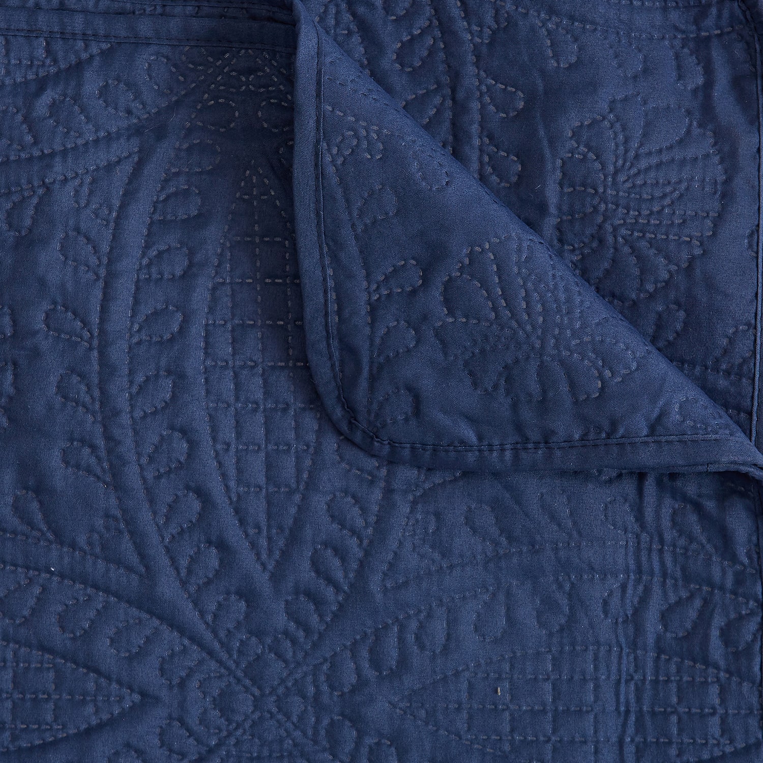 Linery Pinsonic Medallion 3-pc. Reversible Quilt Set