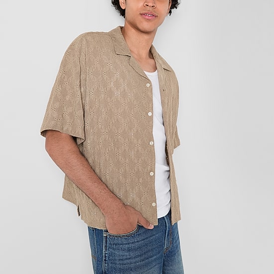 Arizona Mens Short Sleeve Cropped Textured Button-Down Shirt