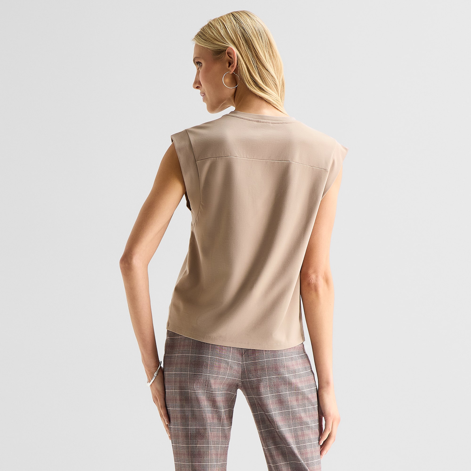 Worthington Womens Crew Neck Sleeveless Blouse