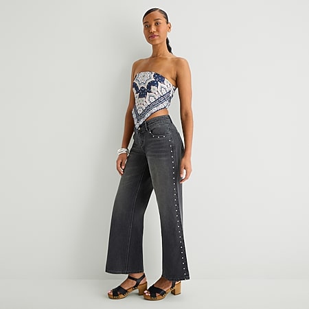 Forever 21 Juniors Womens Low Rise Loose Fit Cargo Jean, Color