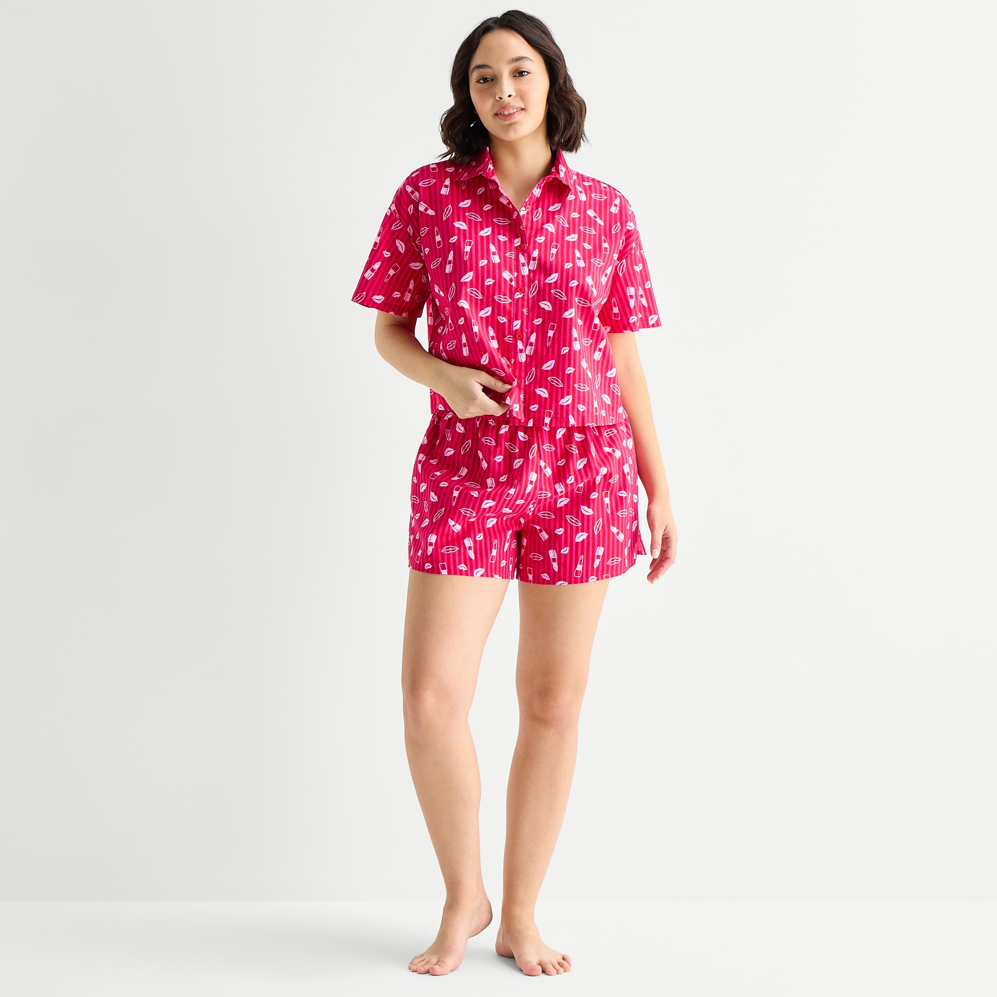 Hope & Wonder Women's History Month Lipstick Printed Short Sleeve Regular Fit Pajama Top