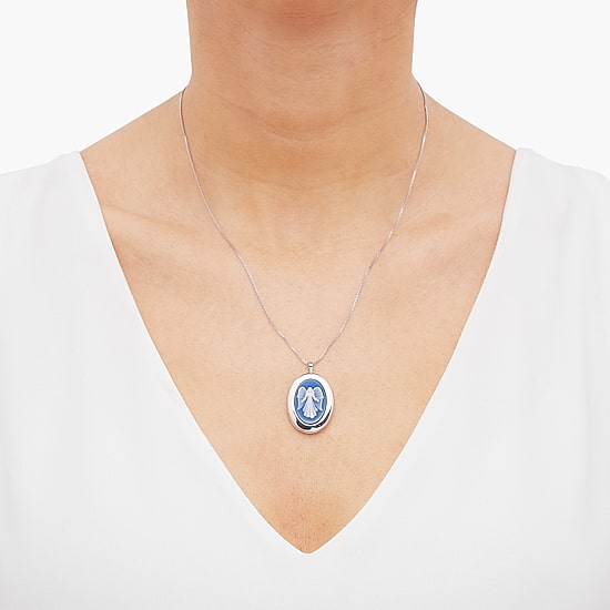 Womens Sterling Silver 18 Inch Locket Necklace