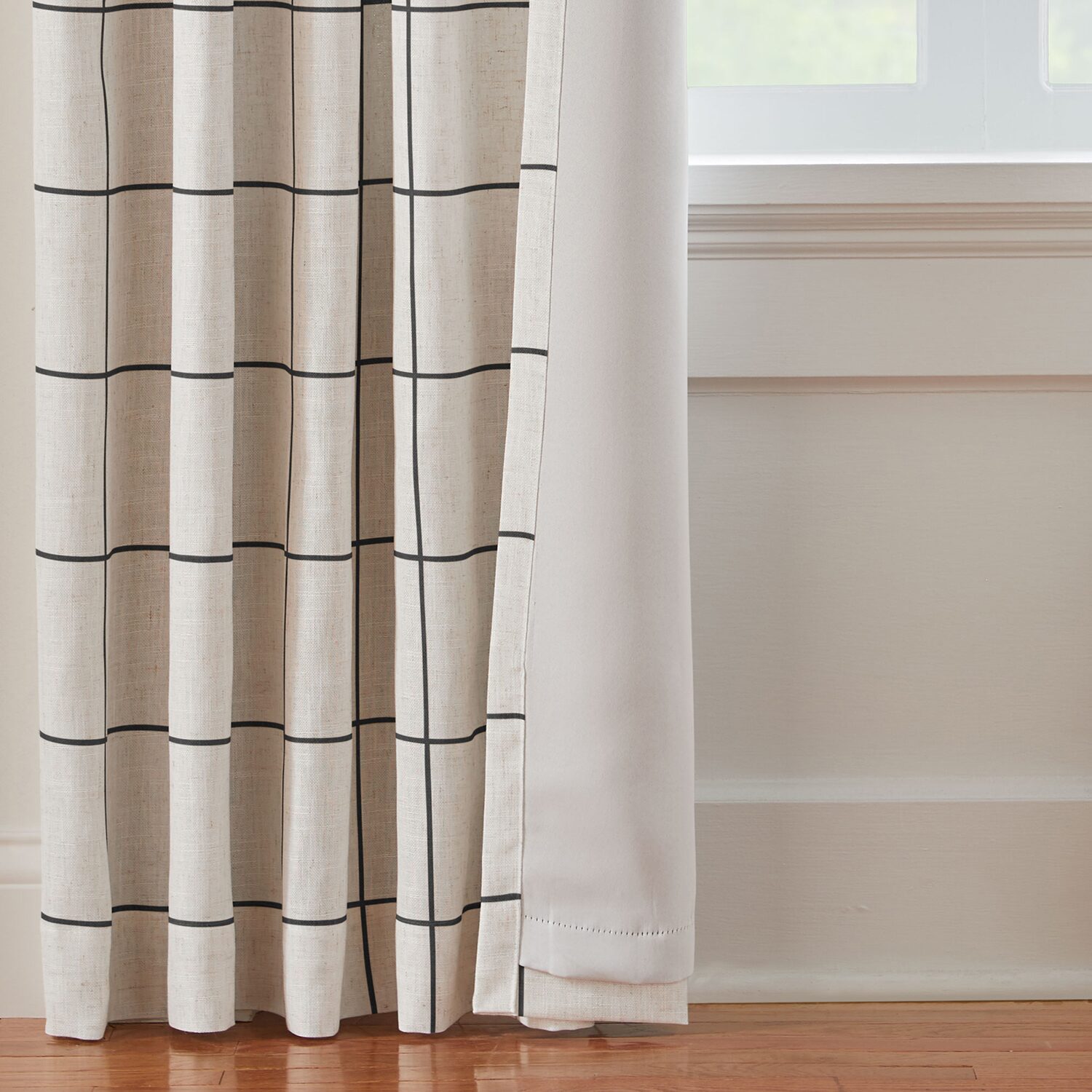 Threadmade Brighton Rod Pocket Back Tab Energy Saving Blackout Single Curtain Panel