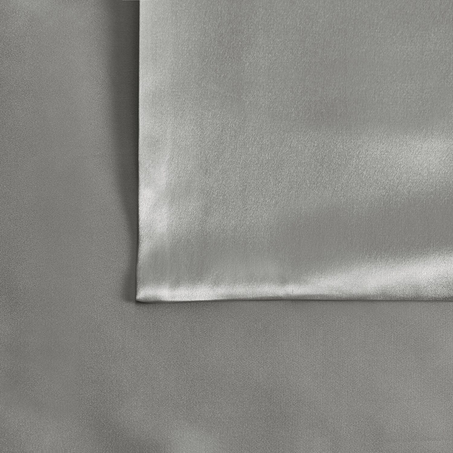 Madison Park Single Silk Pillowcase